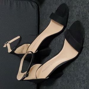 Madden Girl Beella size 8.5 black fabric heels
